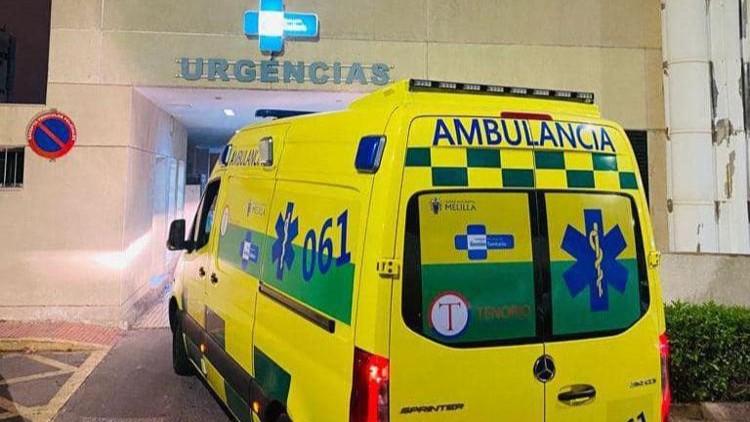 Guida l'ambulanza e lavora sei giorni al mese: «Guadagno 2300 euro netti»