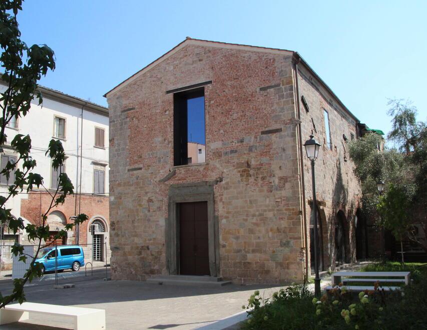 
	L'esterno della struttura

