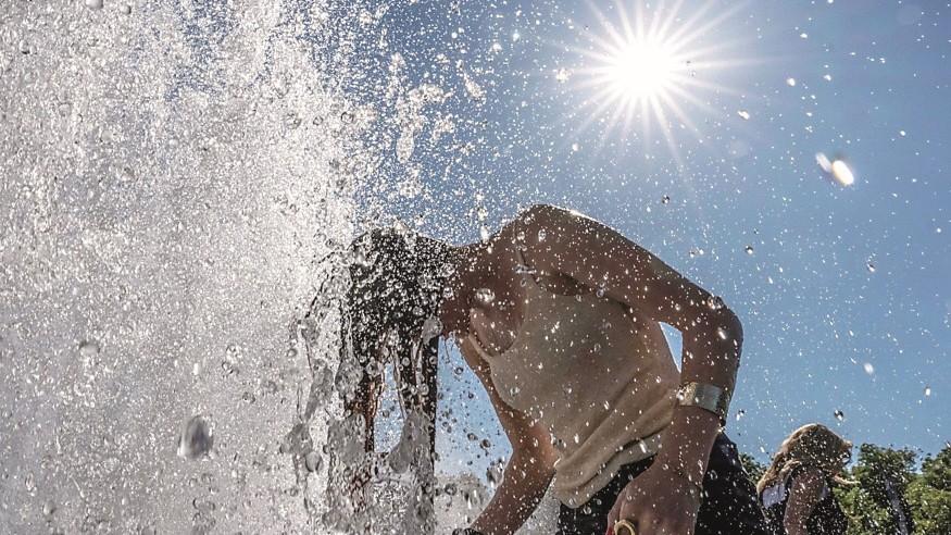 Il caldo non dà tregua, allerta della Protezione civile in Sardegna: temperature sino a 42 gradi