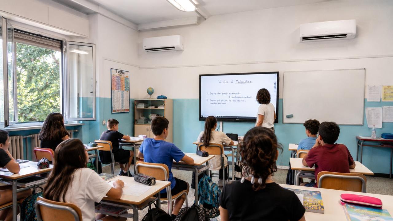 L'insegnante era stata esclusa dalla graduatoria del concorso per non aver risposto a una mail