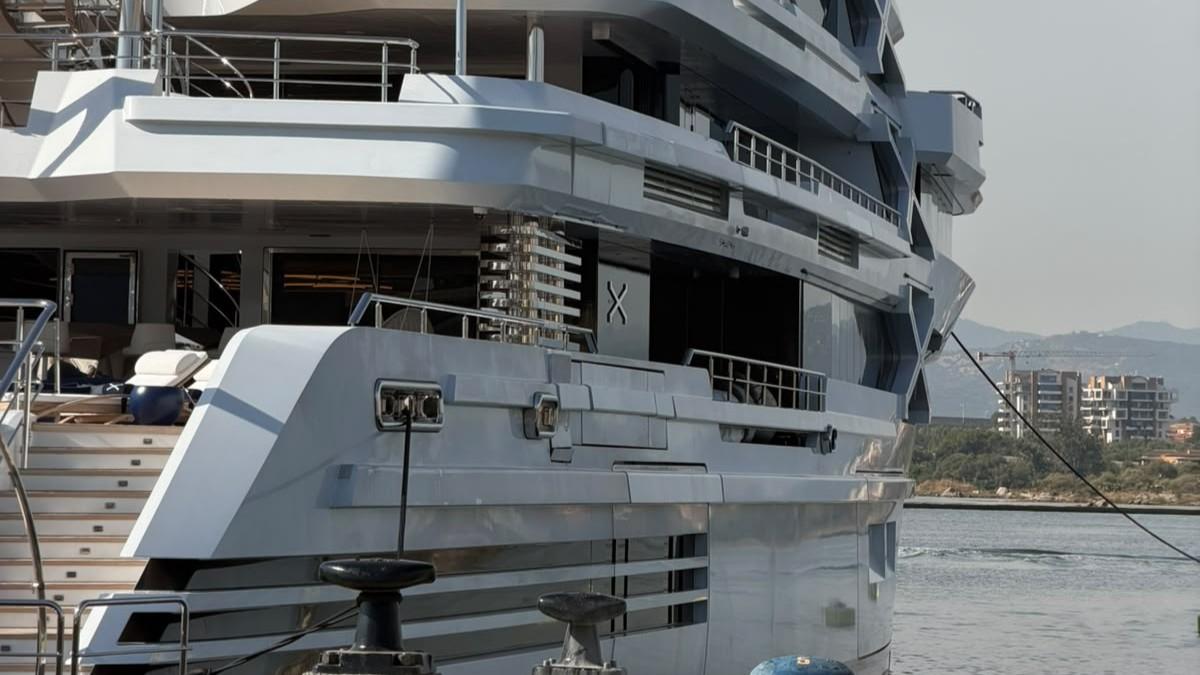 Olbia, al Molo Brin arriva Project X: è il secondo superyacht in appena 48 ore