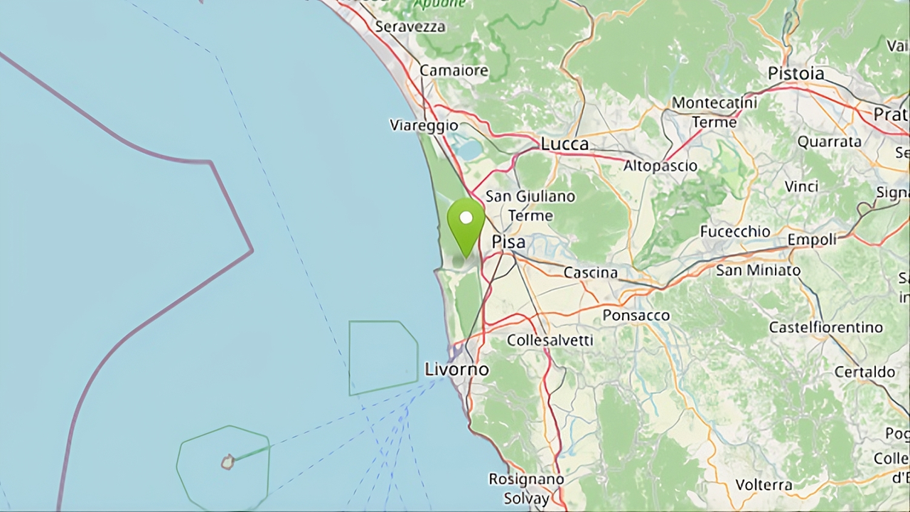 Terremoto a Pisa, scossa di magnitudo 4.3: gente in strada, avvertita in tutta la regione