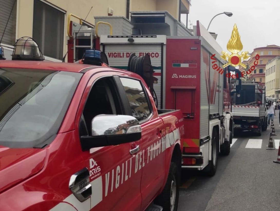 Palazzina a rischio crollo, evacuate diverse famiglie