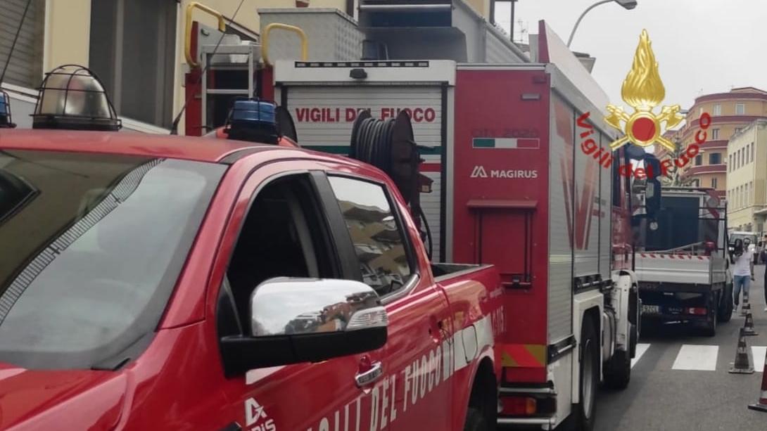 Palazzina a rischio crollo, evacuate diverse famiglie