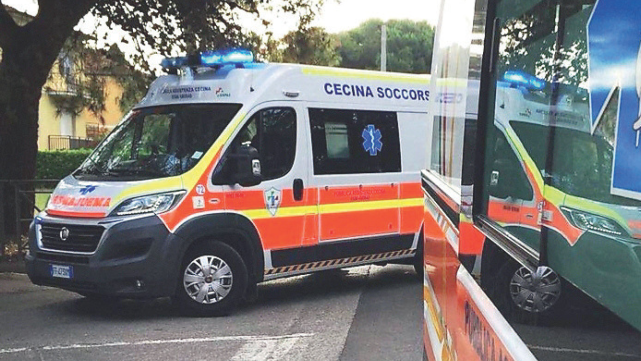 
	Ambulanze della Pubblica Assistenza di Cecina&nbsp; (Foto&nbsp;d&rsquo;archivio)

