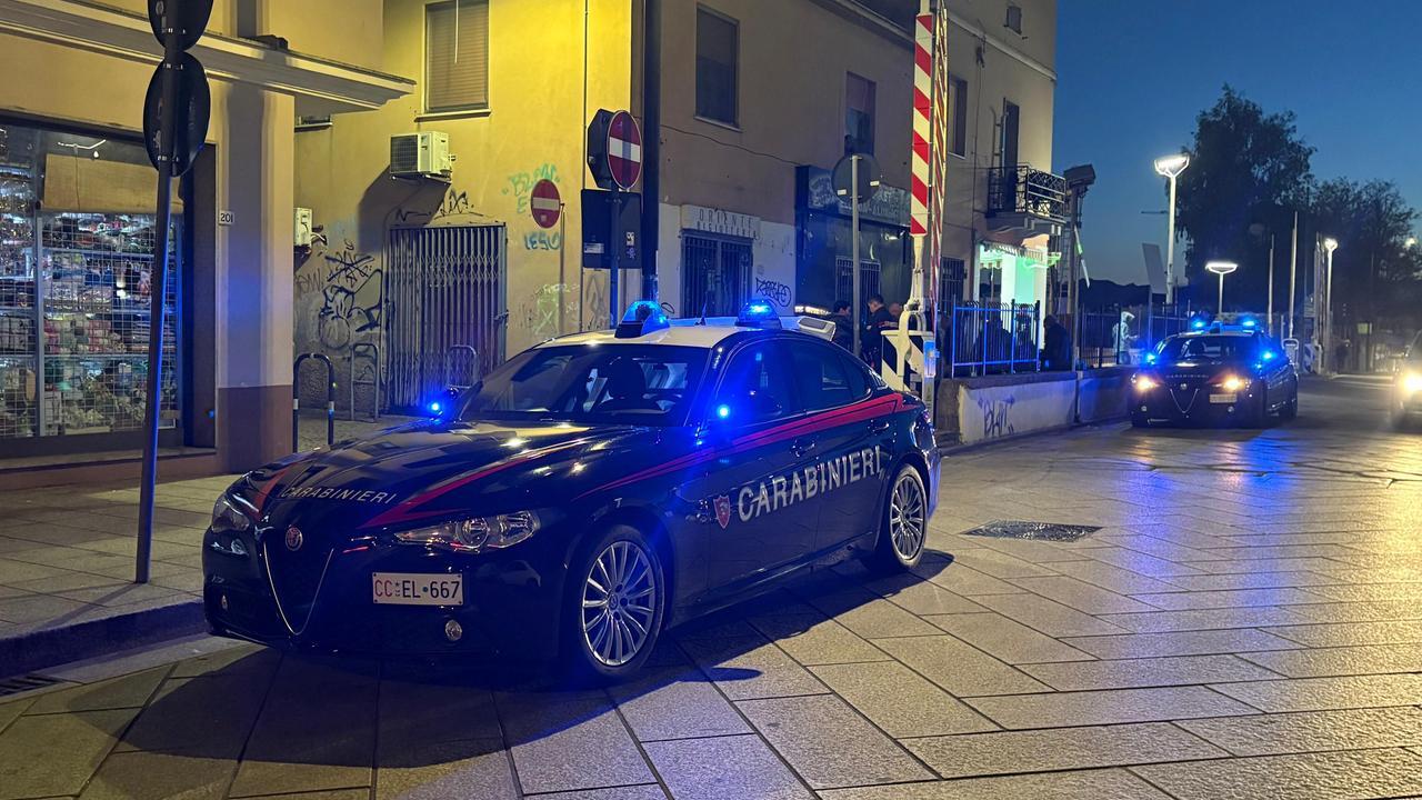 Risse, spaccio di droga e rifiuti nel quartiere di Olbia: clima di terrore dopo l’accoltellamento