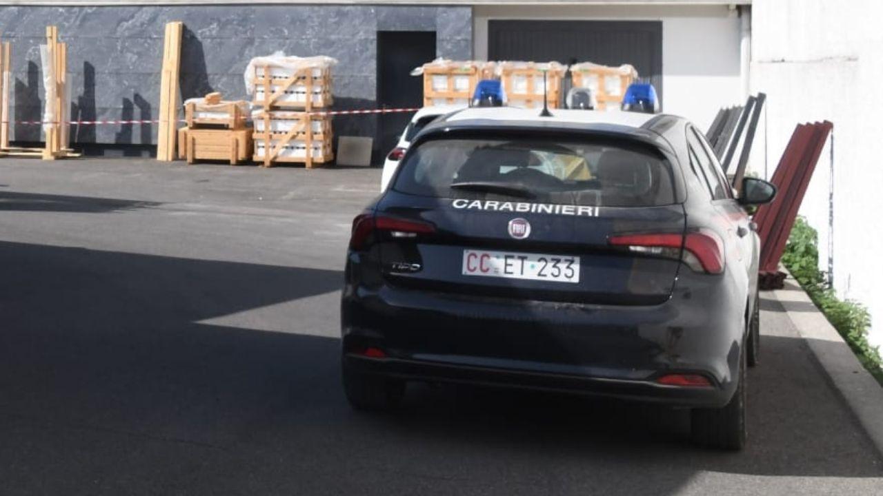 Carrara, muore a 44 anni schiacciato dalle lastre di marmo in azienda. Lascia un bimbo di 10 anni – Proclamato sciopero di 8 ore