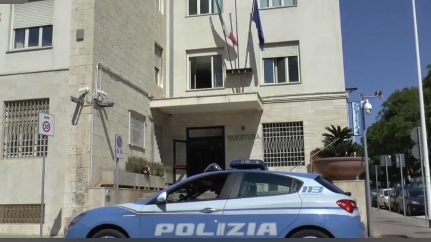 Rissa in strada, un ragazzo impugna un bastone e colpisce il rivale – Cosa sappiamo