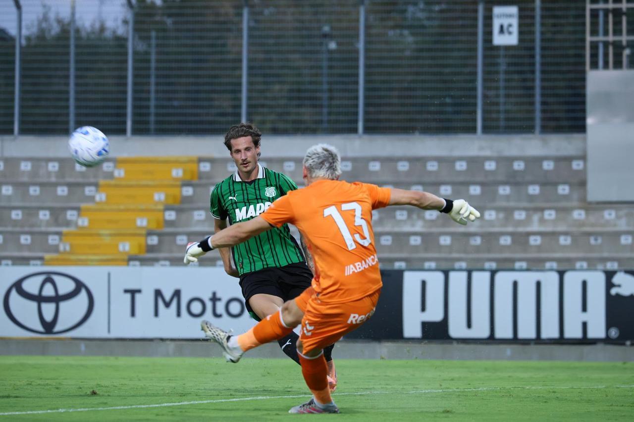 Il Sassuolo in 10 cede al Celta Vigo: bene Bakola, espulso Laurienté
