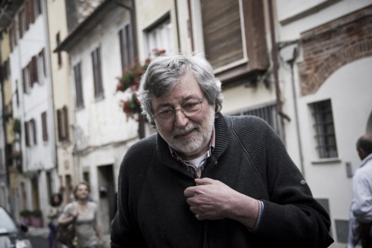 Addio a Francesco Guccini: il cantautore modenese è morto a 86 anni