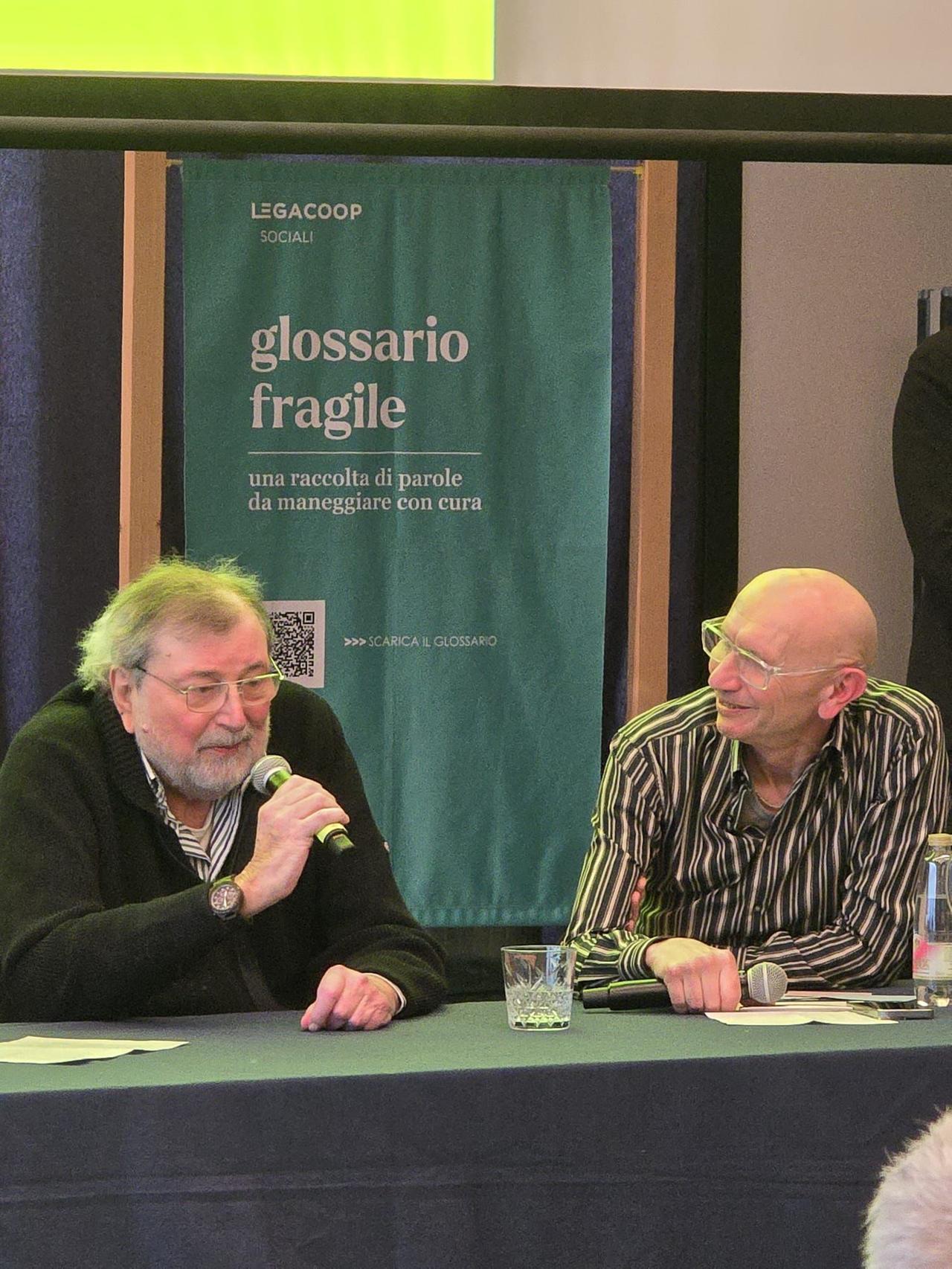 Francesco Guccini, l’ultimo incontro a Reggio Emilia: la visita a sorpresa alla mostra a lui dedicata, i ricordi e gli aneddoti