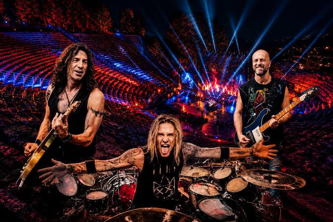 Vasco a Zocca, la sua band a Sestola: Burns, Torresani e Hunt accendono il rock in piazza