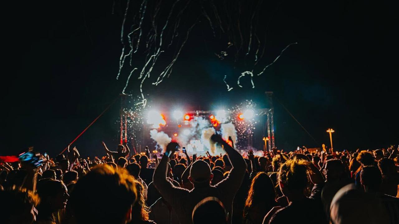 Il Nora Summer Festival cambia palco: tutte le novità sulla lunga notte di musica sotto le stelle