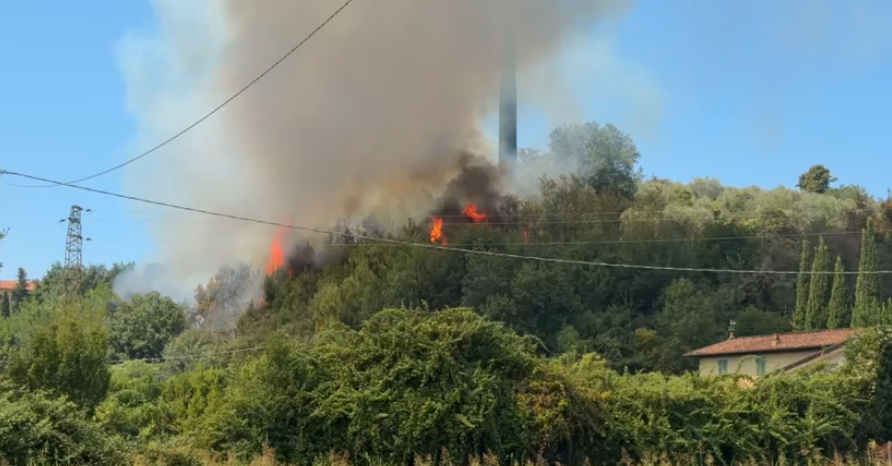 
	L'incendio

