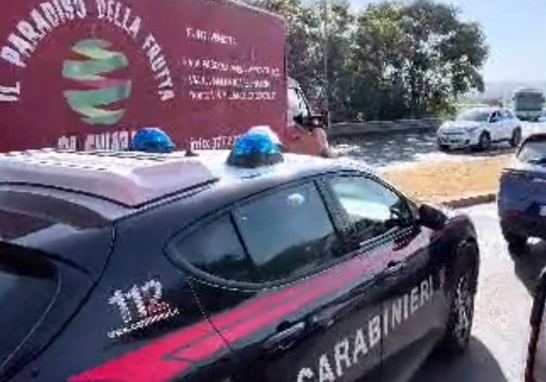 Sassari, il furgone rubato, la fuga e gli spari dei carabinieri. L’uomo davanti al giudice si giustifica così: «Volevo guidare, non lo facevo da tanto»