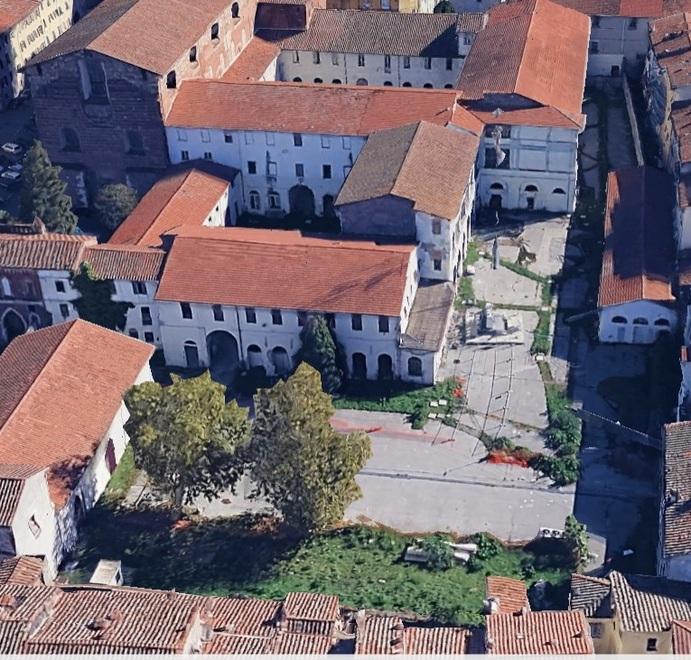 Lucca, i grandi contenitori incompiuti tra ritardi e progetti non chiari<br>
