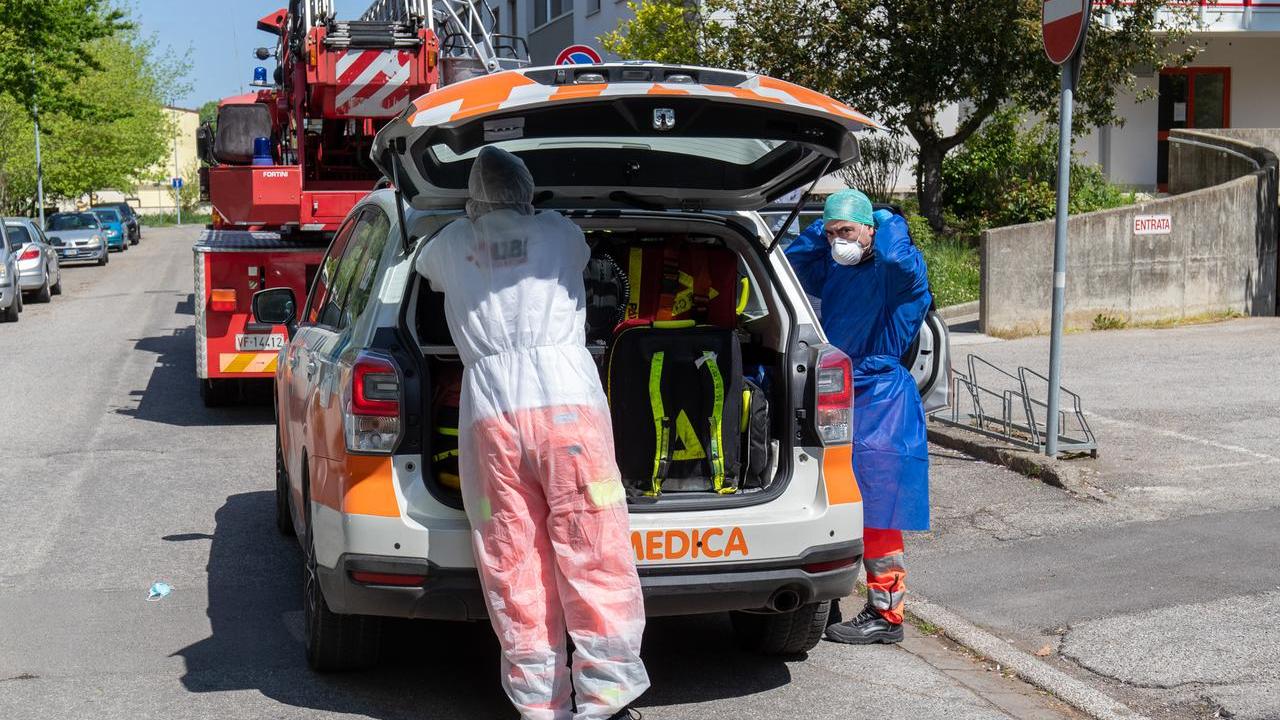 Ferrara, due persone trovate morte in casa: ipotesi overdose da stupefacenti