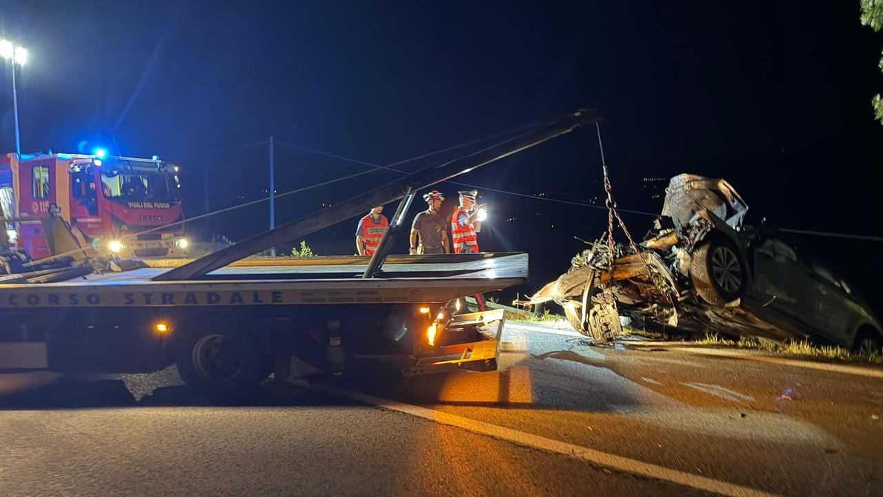 Incidente nella notte a Pavullo: 17enne in prognosi riservata