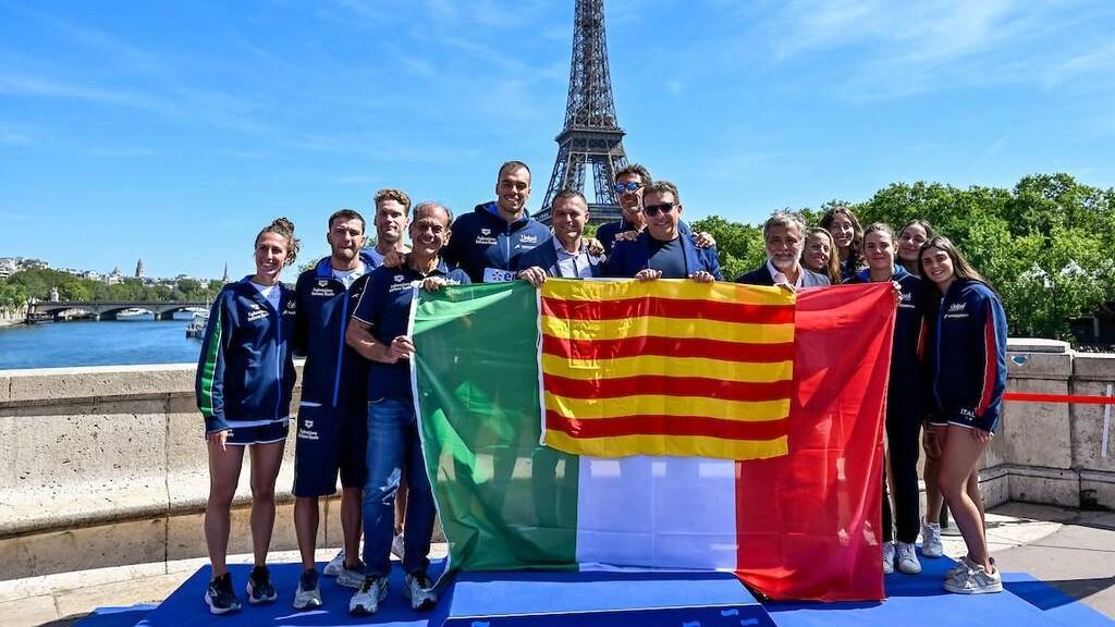 Alghero, il passaggio di consegne è avvenuto: la Riviera del Corallo ospiterà gli Europei di nuoto in acque libere