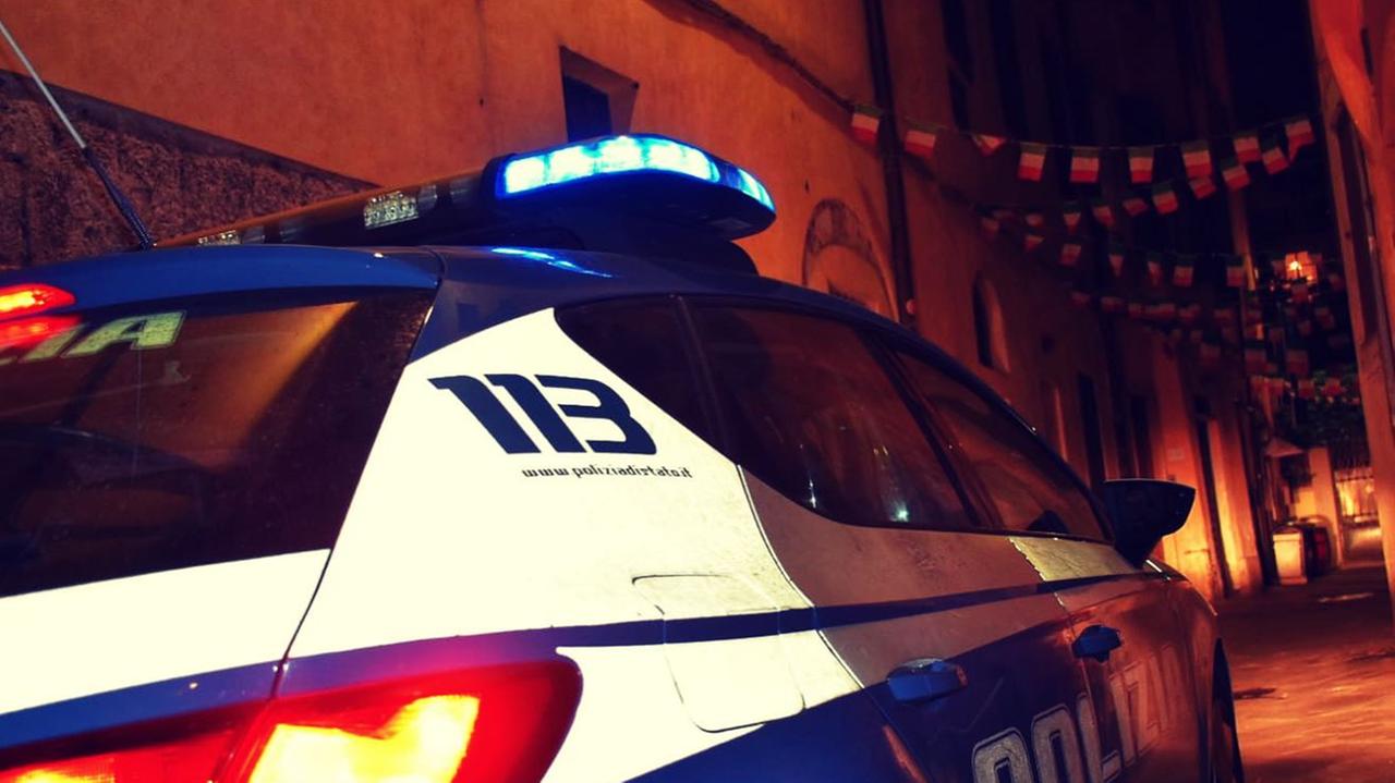 Lucca, rissa di notte tra immigrati: tre feriti