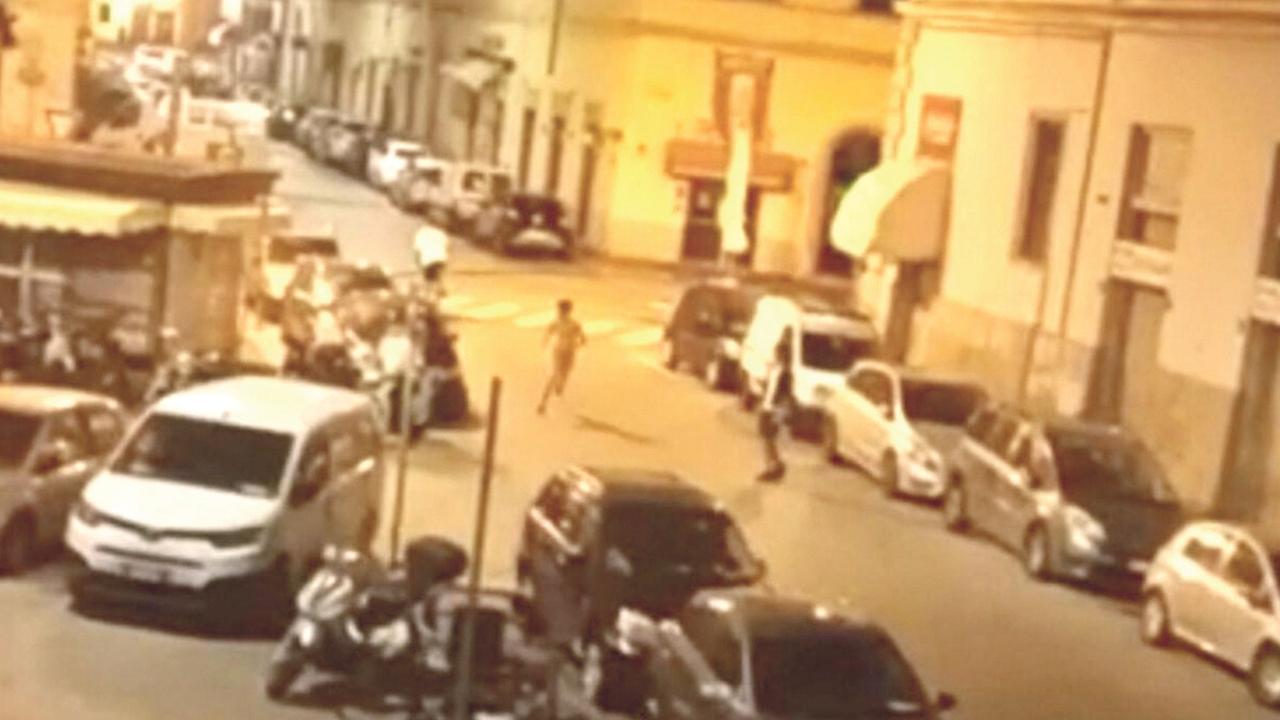 
	Una delle tante scende di caos notturno&nbsp;

