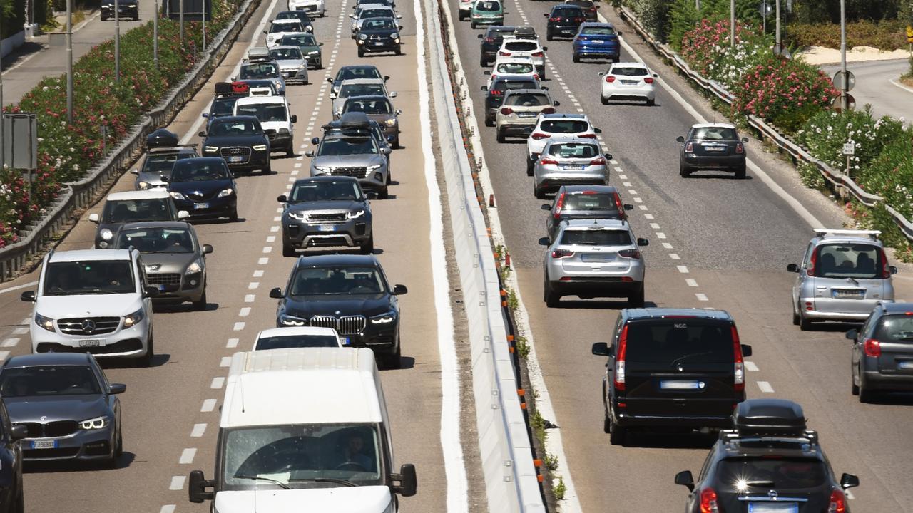 Bollo auto, si cambia: novità su tempistiche, scadenze e pagamenti – I dettagli
