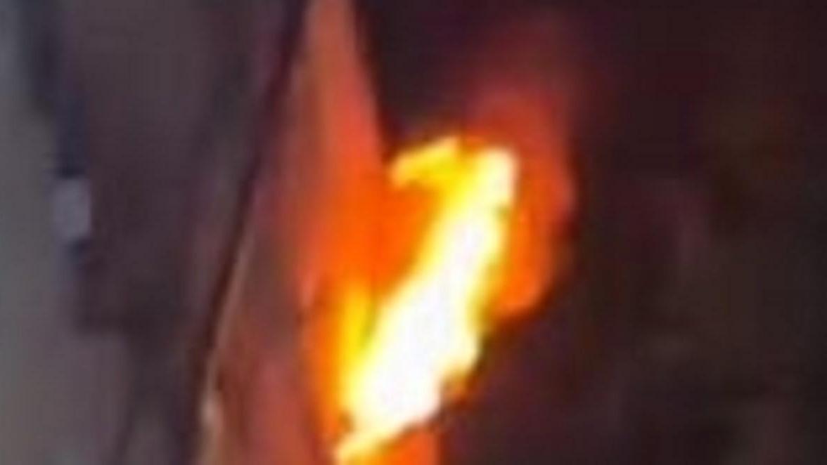 Livorno, distrutta da un incendio una casa popolare occupata