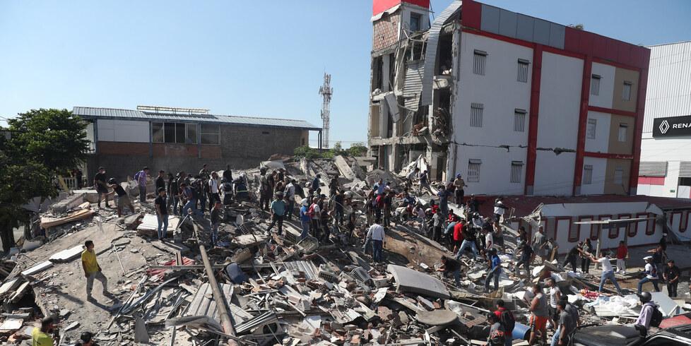 Paura per i modenesi in Colombia: «Terremoto, scossa devastante»