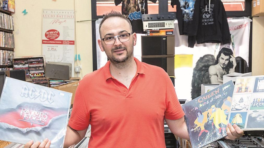 Ferrara e il ritorno del vinile: perché la Gen Z riscopre i dischi