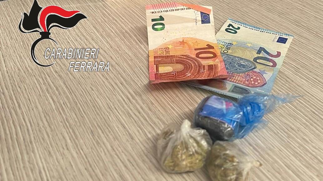 Spaccio e violenza: due arresti dei carabinieri a Ferrara e Poggio Renatico