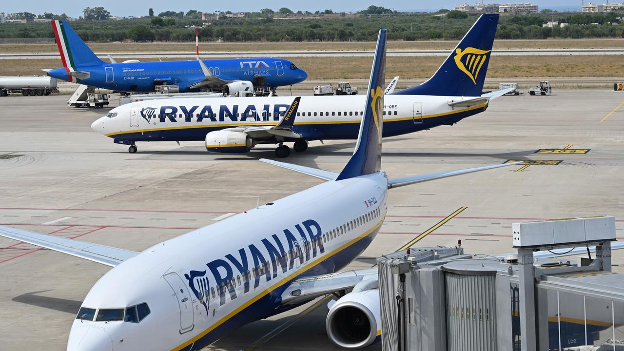 Ryanair attacca la Regione: «Sardegna poco competitiva, senza l’abolizione della tassa d’imbarco si perdono posti di lavoro»