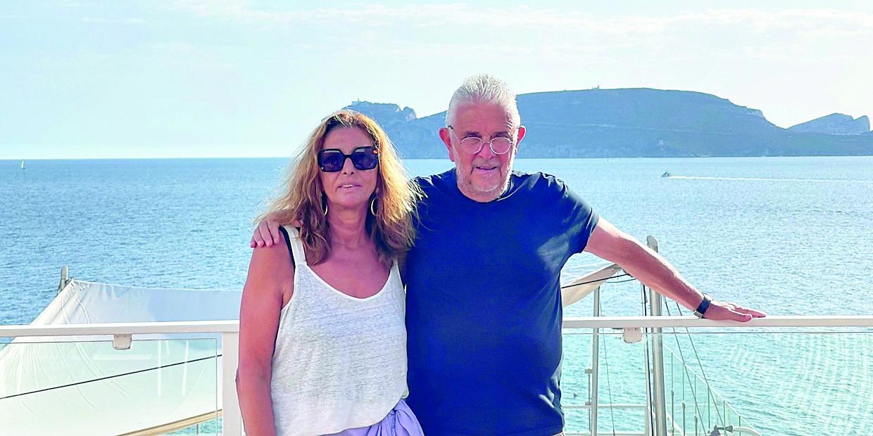 La luna di miele 36 anni fa, Mario e Juna tornano ad Alghero e rinnovano il loro amore