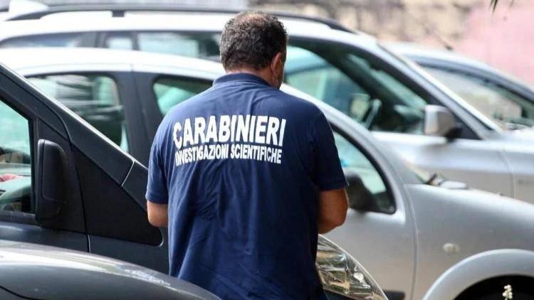 Donna trovata morta nell’armadio di casa: fermato il figlio, ha confessato