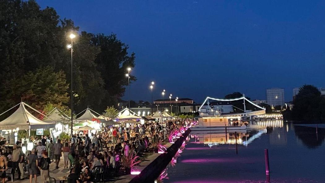 “Eventi Lungofiume” a Ferrara, Zobbi: «400mila presenze in 38 serate»