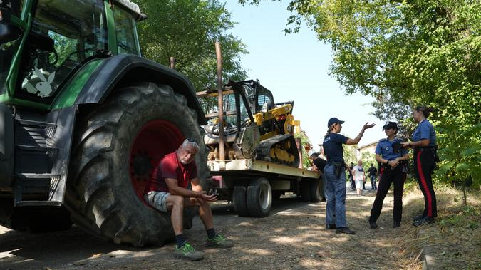 Bosco Ospizio, lunedì potrebbero tornare le ruspe: nuova mobilitazione all’alba, ma il presidio cambia posto