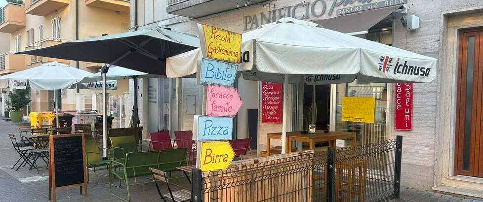 
	Il panificio

