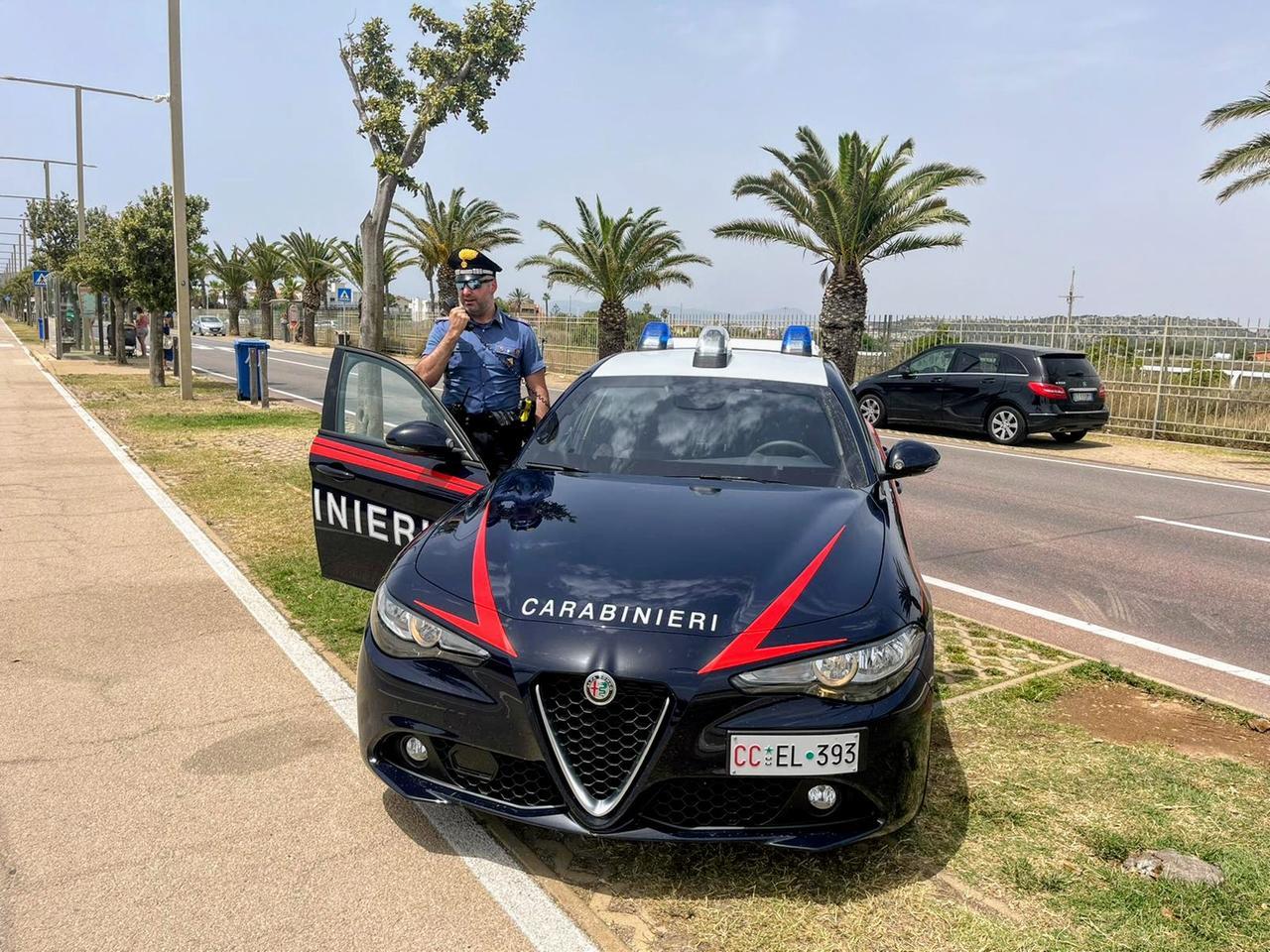 Alcol alla guida e droga, stretta dei carabinieri nel Cagliaritano: oltre 200 controlli