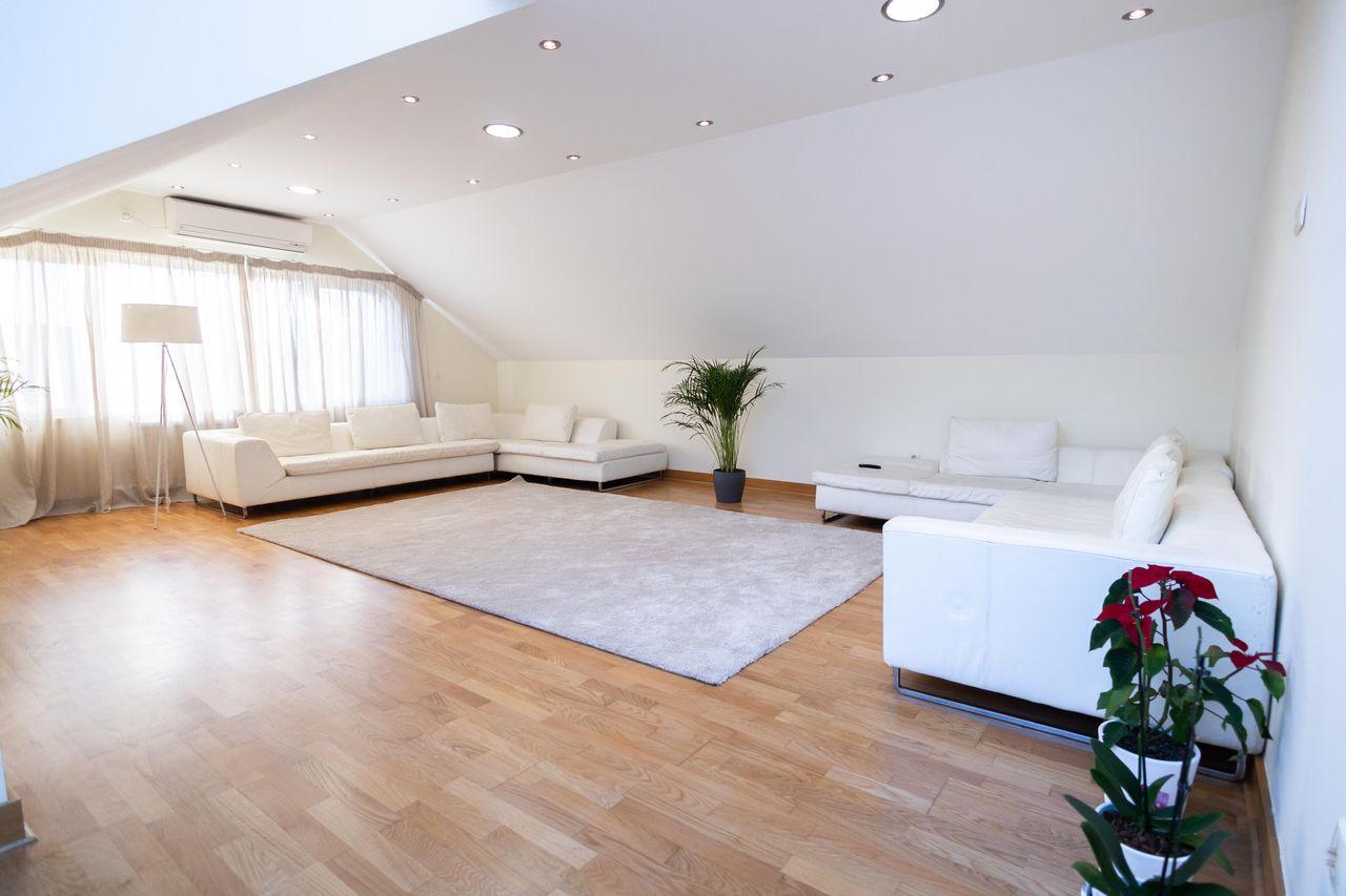 Open space: guida alla scelta del tavolo per definire i flussi di una zona living-cucina