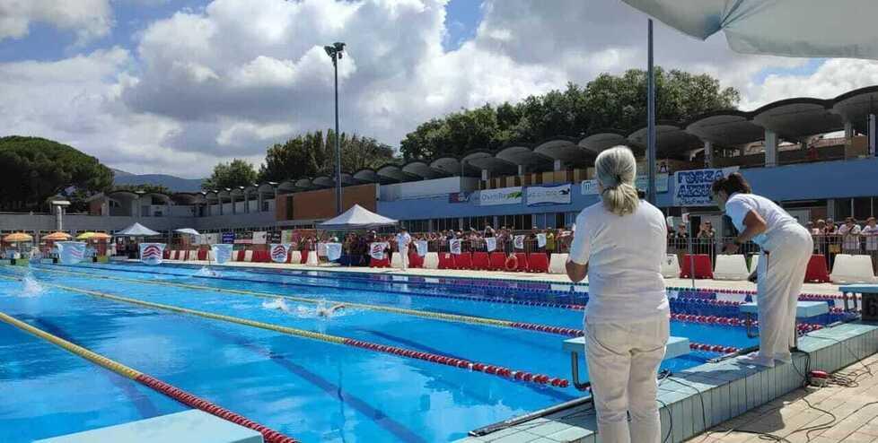 Prato, fondi del Pnrr revocati alla piscina di Iolo. Biffoni: «Comune parte lesa, il piano va avanti»