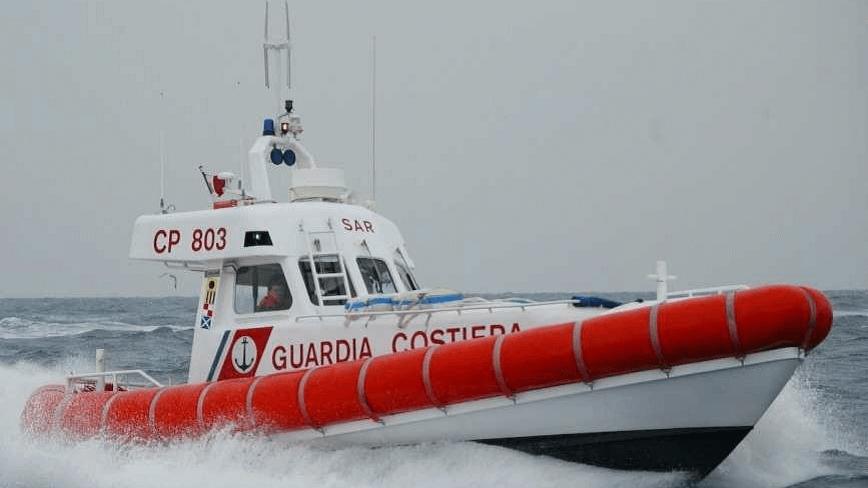 Tragedia all’Asinara, 36enne muore in barca per un malore