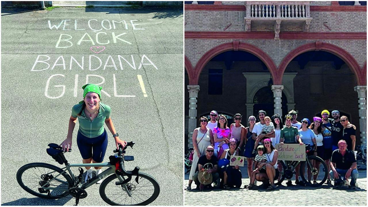 La sfida di Giulia, da Londra a Mirandola in bici per chi lotta: «Lo faccio per un’amica scomparsa dopo una lunga battaglia»