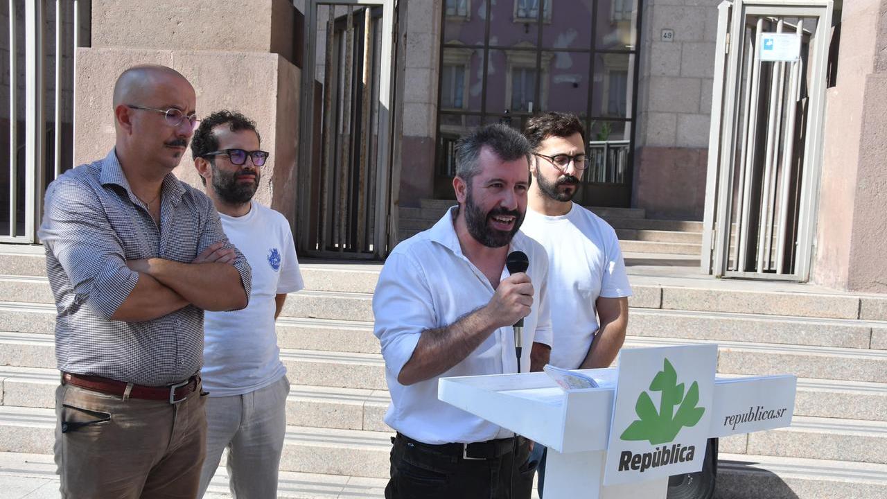 Allarme Estate cafona in Sardegna: Repùblica contro il “turismo predatorio”