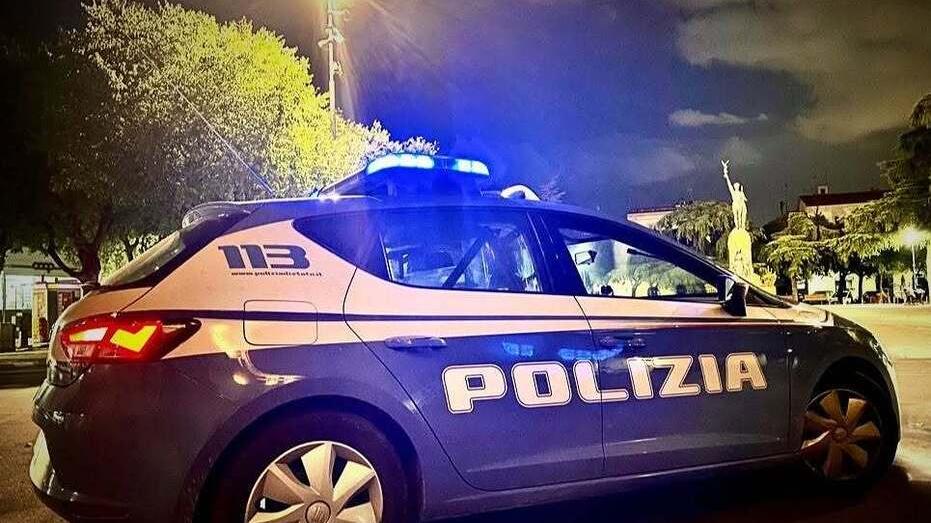 Una volante della polizia