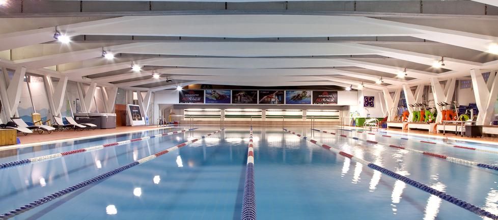 La piscina Tropos (della Firenze bene) torna pubblica: si pensa a un bando