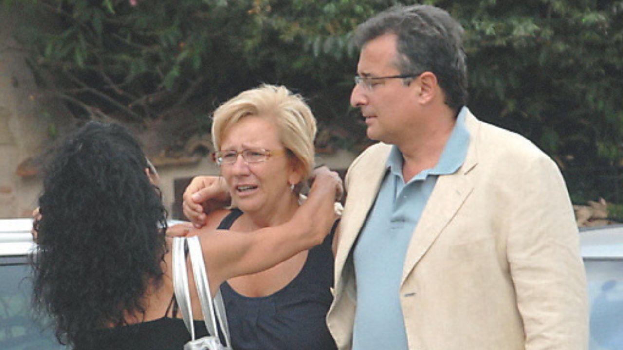 Gabriella Neri, la moglie di Luca Ceragioli, con l’allora sindaco di Viareggio Luca Lunardini (foto archivio Paglianti)
