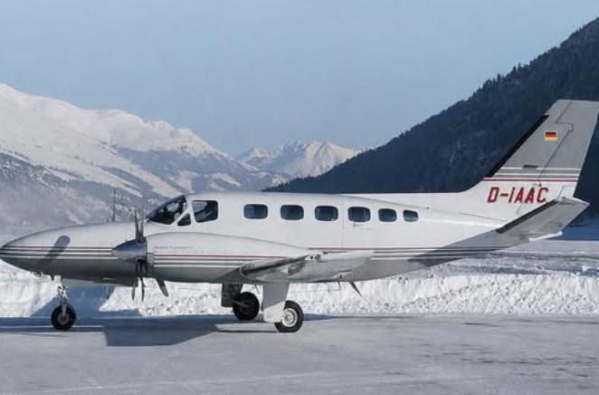 Cessna precipita al suolo: 8 morti