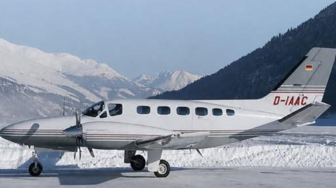 Cessna precipita al suolo: 8 morti