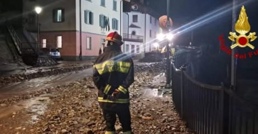 Centro Nord flagellato dal maltempo: nubifragi, tempeste di fulmini, evacuazioni e black out