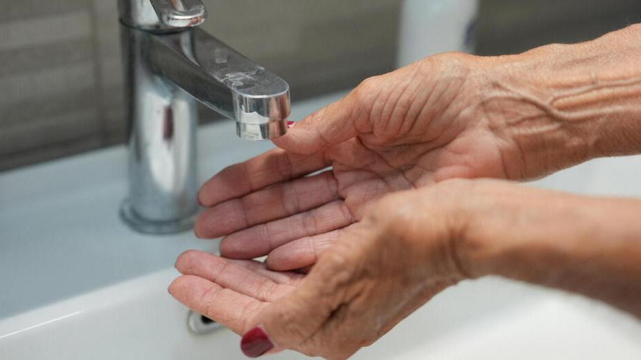 Piombino, falda ko e rubinetti a secco: «Dissalatore e investimenti» - La nota di Asa dopo giorni di disagi