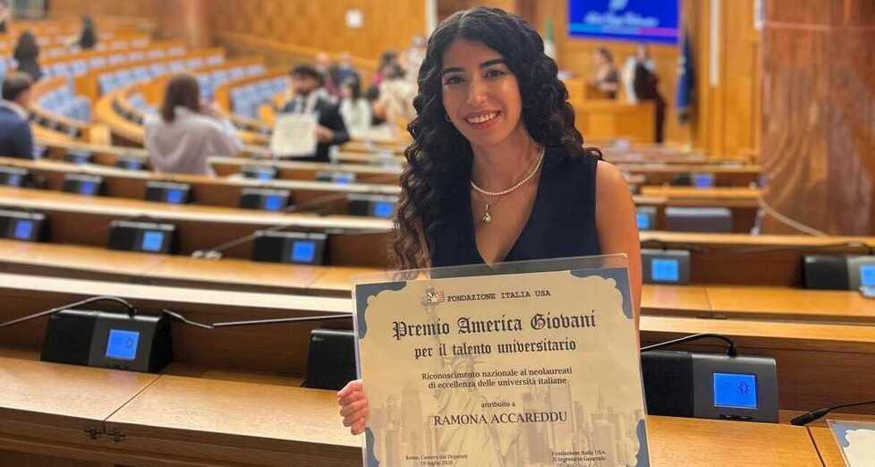 Da Bonarcado a Montecitorio: a 23 anni conquista il Premio America Giovani